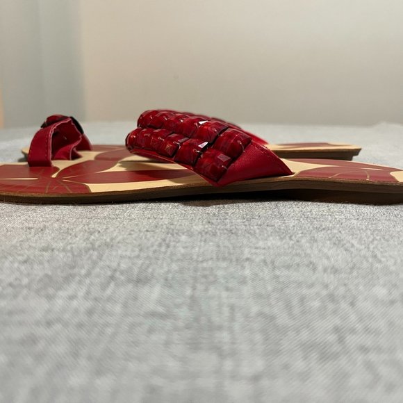Ladies Flat Sandals Red and Tan Bedazzled Size 8 - Picture 6 of 9